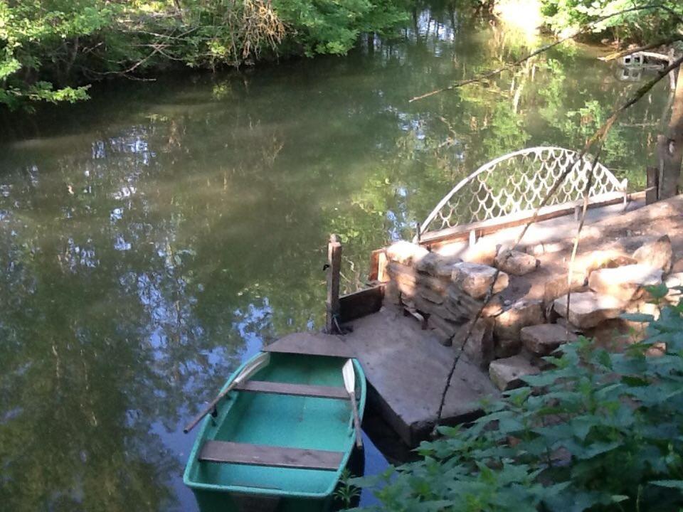 Bed and Breakfast En Bord De Riviere Casseneuil Екстер'єр фото