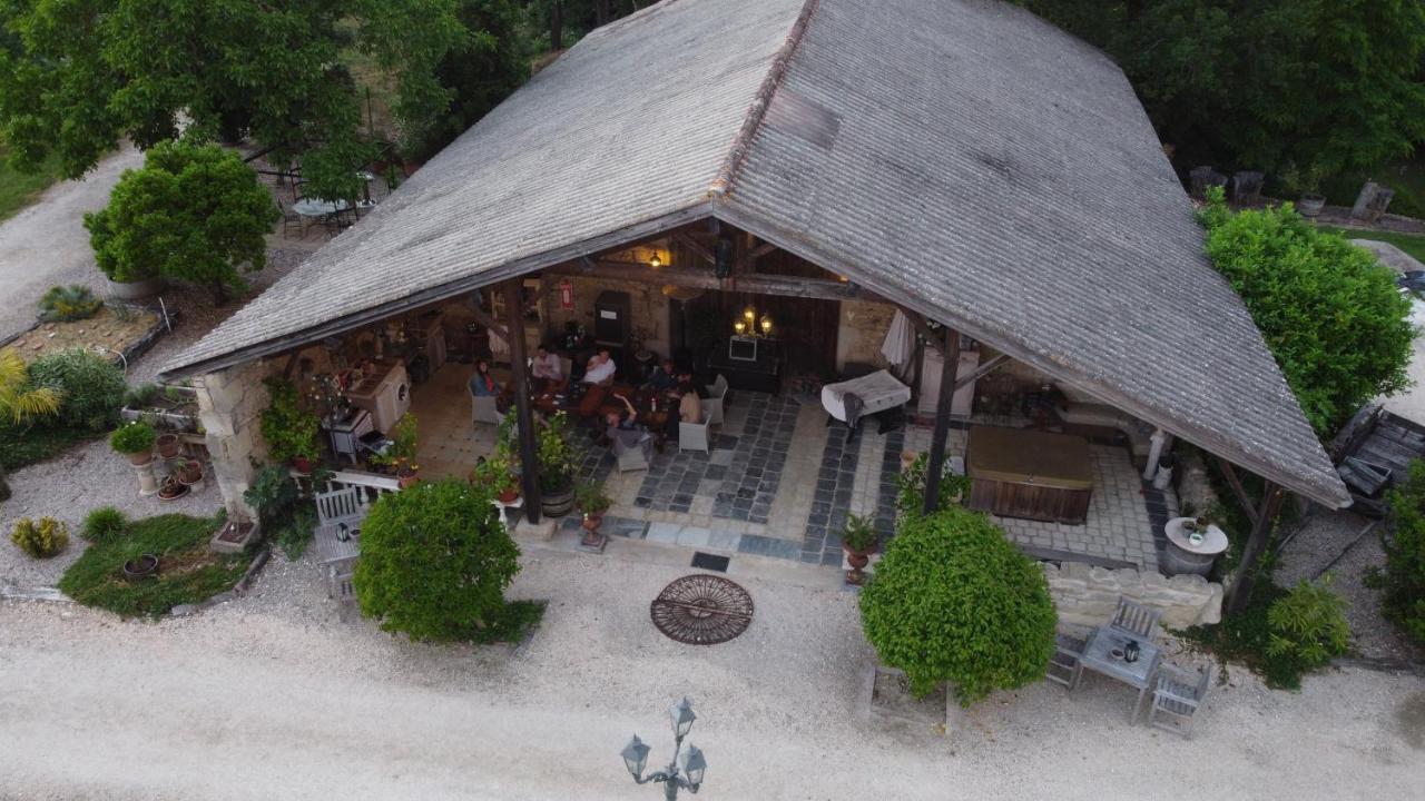 Bed and Breakfast En Bord De Riviere Casseneuil Екстер'єр фото